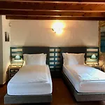 Vida-vi, And Bed & Breakfast