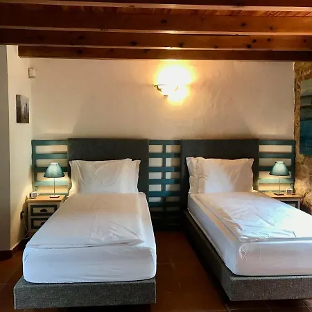 Vida-vi, And Bed & Breakfast